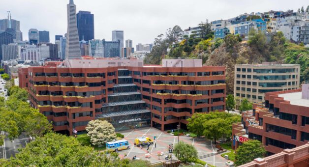 Mission Klimaneutral - Die Transformation des San Francisco Bürokomplexes Levi's Plaza Mission Klimaneutral - Die Transformation des San Francisco Bürokomplexes Levi's Plaza