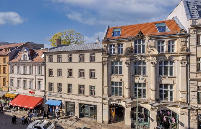 Oranienburger Straße 4-5